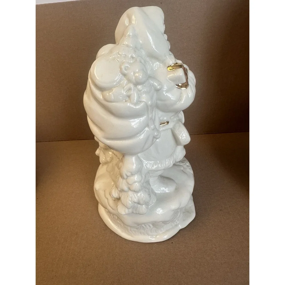 Vtg White Glazed Ceramic Porcelain Santa Claus Reindeer Lantern Figurine 9.5
